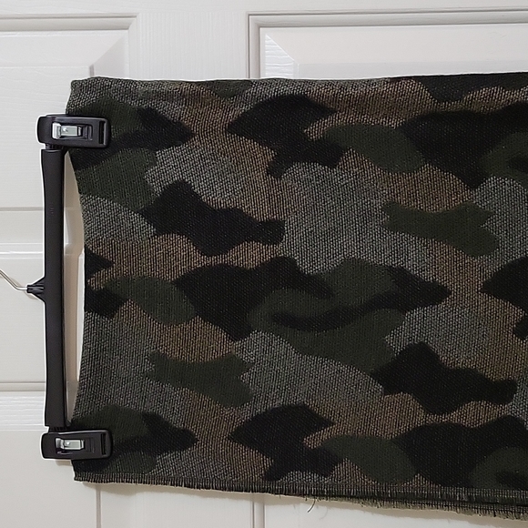 Camo print scarf - Picture 1 of 4